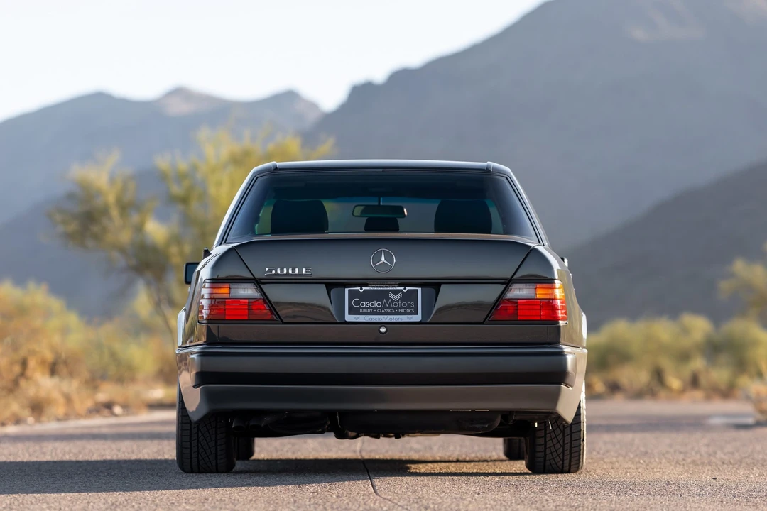 1992 Mercedes-Benz 500E & E500 - Image 11 of 31