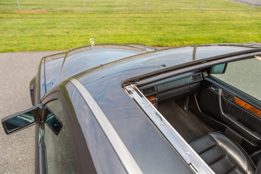 1992 Mercedes-Benz 500E & E500 - Image 30 of 31