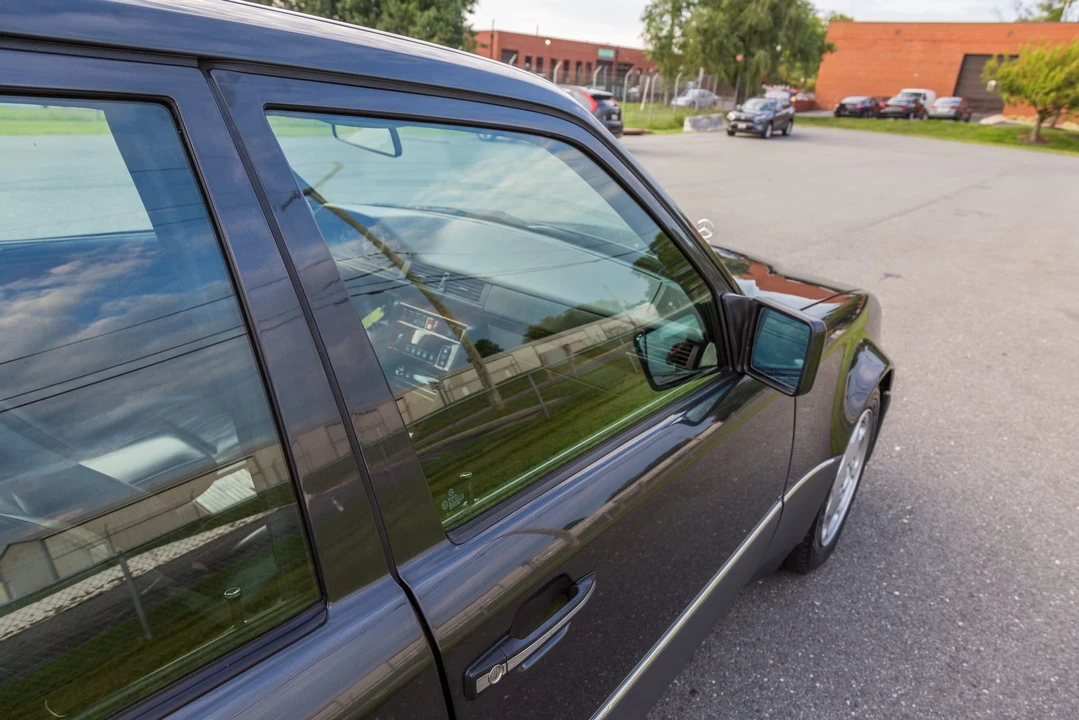1992 Mercedes-Benz 500E & E500 - Image 28 of 31