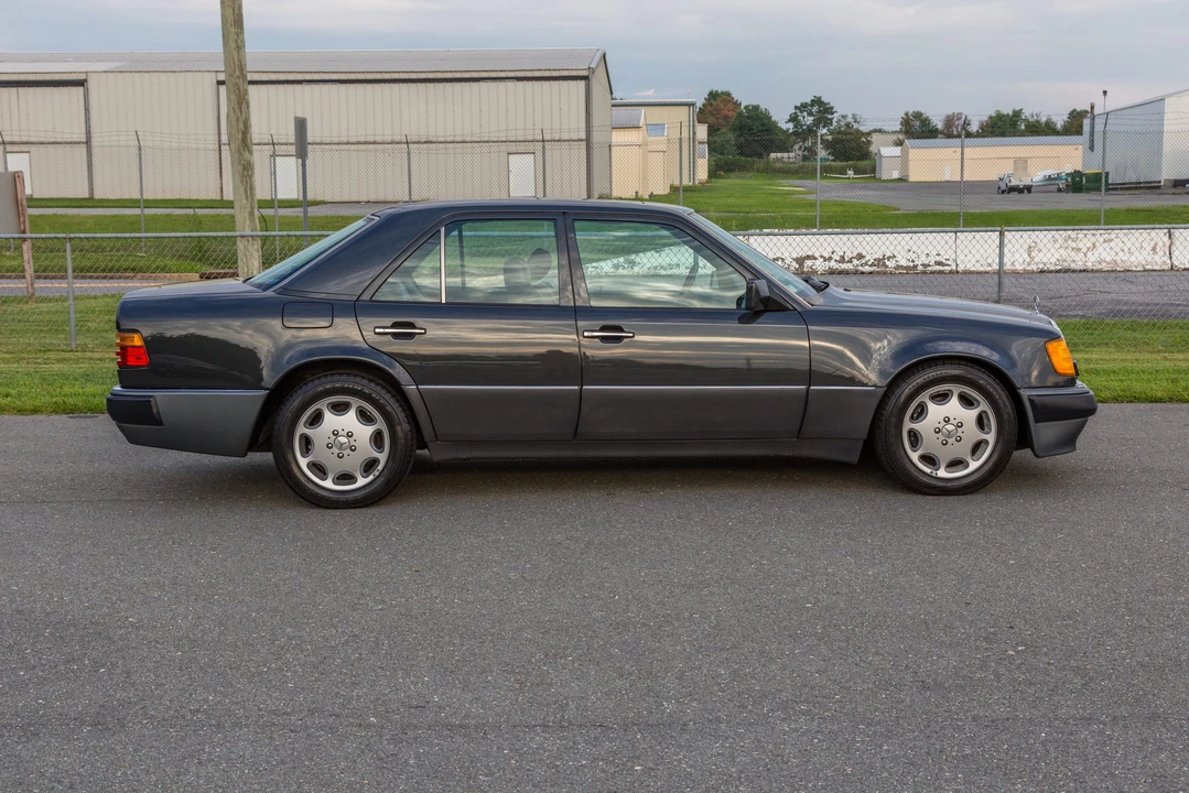1992 Mercedes-Benz 500E & E500 - Image 8 of 31