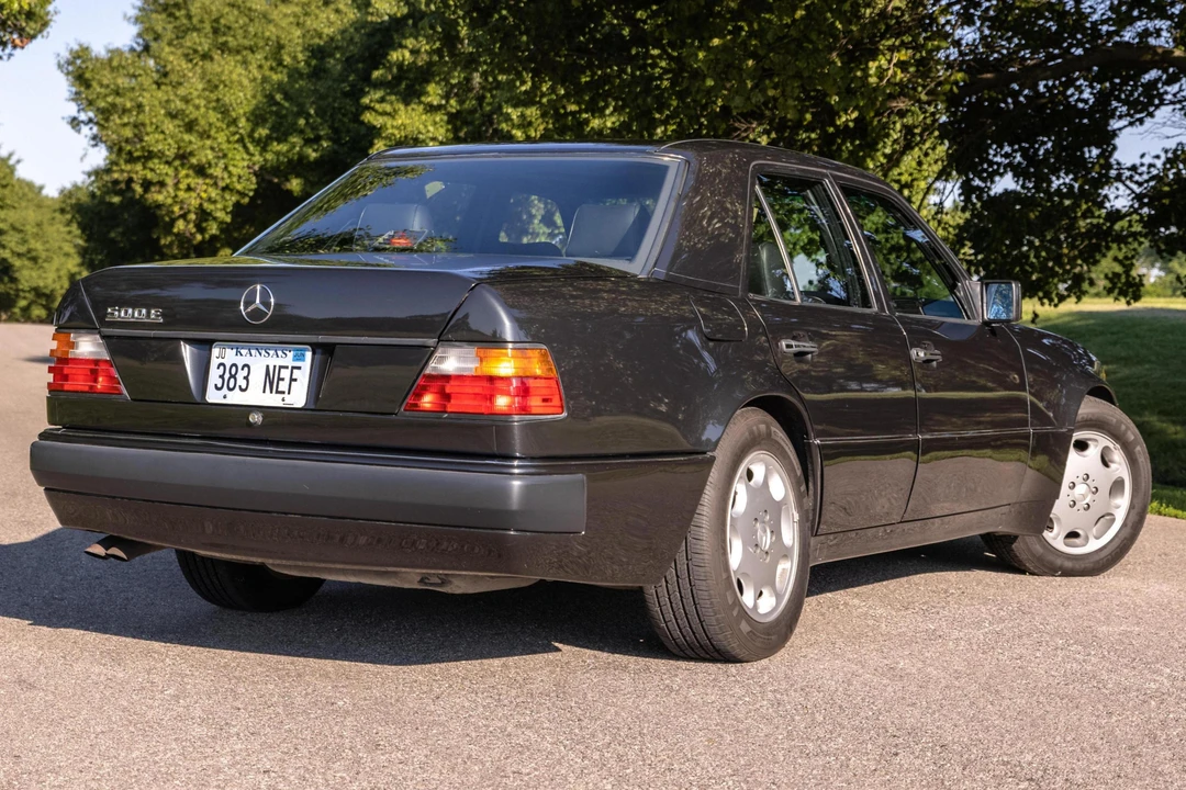 1992 Mercedes-Benz 500E & E500 - Image 11 of 23