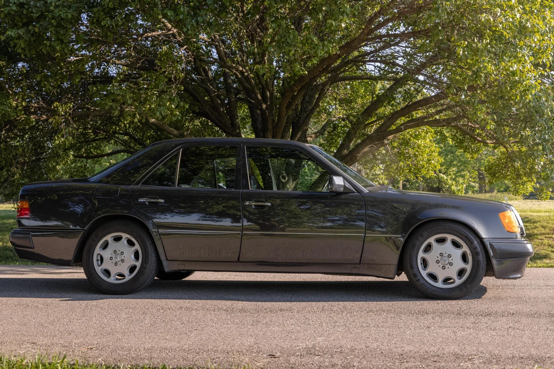 1992 Mercedes-Benz 500E & E500 - Image 4 of 23