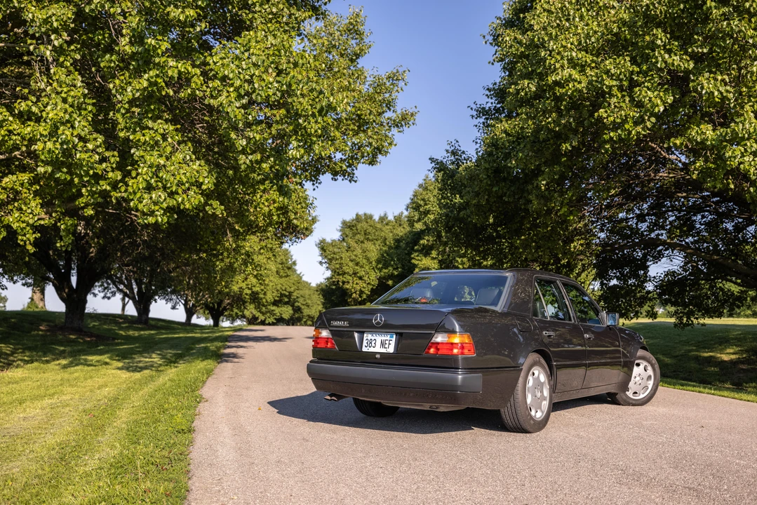 1992 Mercedes-Benz 500E & E500 - Image 13 of 23