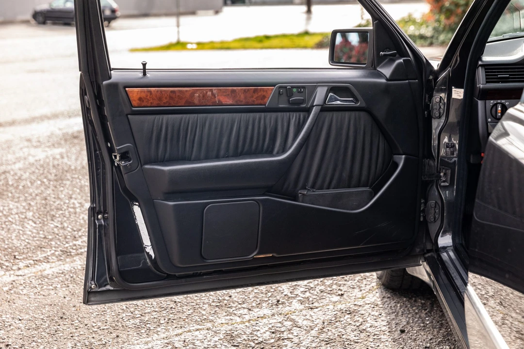 1992 Mercedes-Benz 500E & E500 - Image 30 of 31