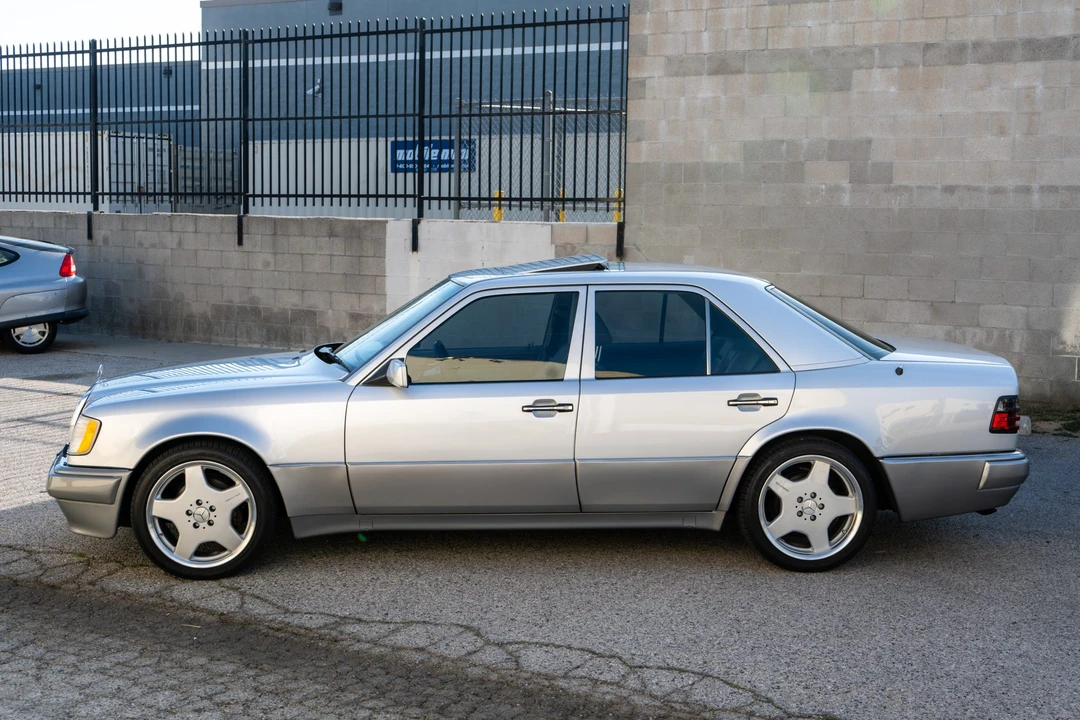 1992 Mercedes-Benz 500E & E500 - Image 9 of 31