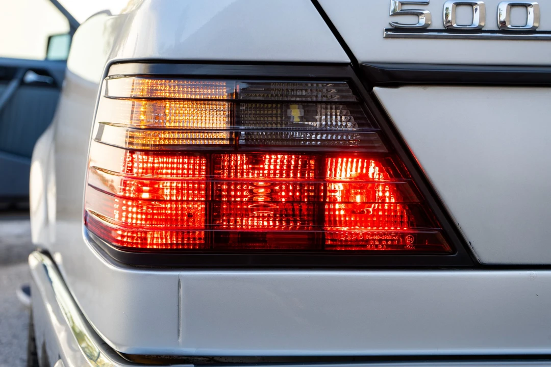 1992 Mercedes-Benz 500E & E500 - Image 16 of 31