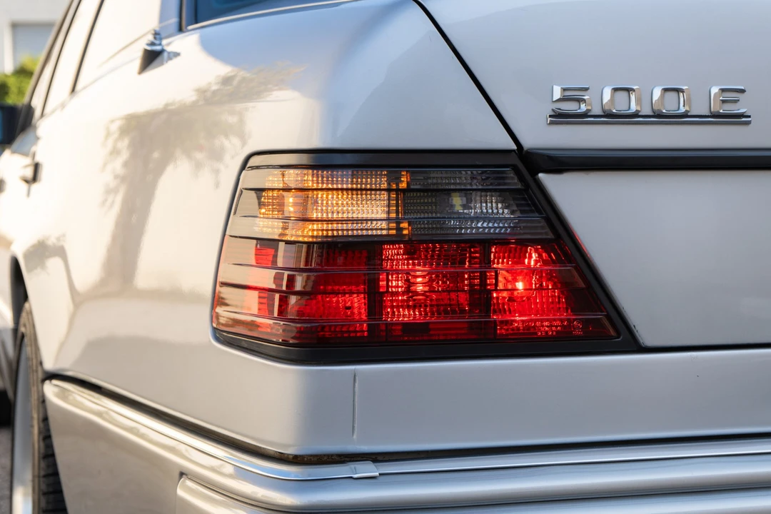 1992 Mercedes-Benz 500E & E500 - Image 18 of 31