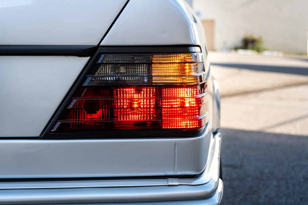 1992 Mercedes-Benz 500E & E500 - Image 17 of 31