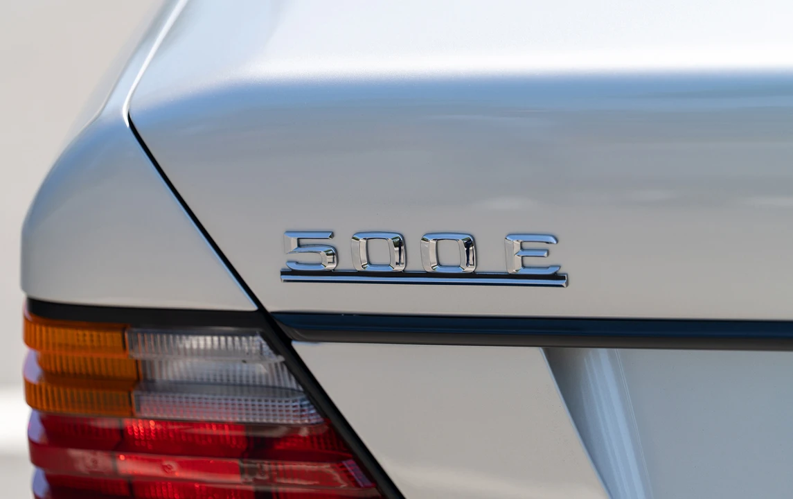 1992 Mercedes-Benz 500E & E500 - Image 11 of 13
