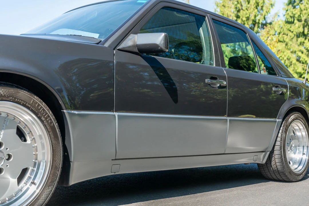 1992 Mercedes-Benz 500E & E500 - Image 17 of 31