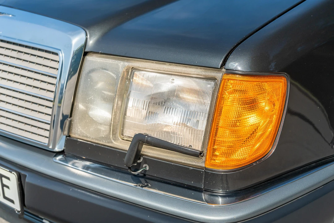 1992 Mercedes-Benz 500E & E500 - Image 15 of 31