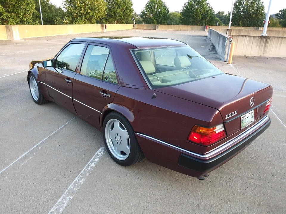 1992 Mercedes-Benz 500E & E500 - Image 7 of 31