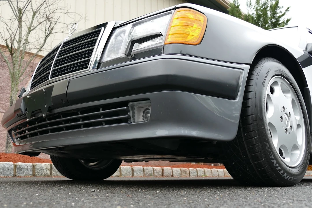1992 Mercedes-Benz 500E & E500 - Image 26 of 31