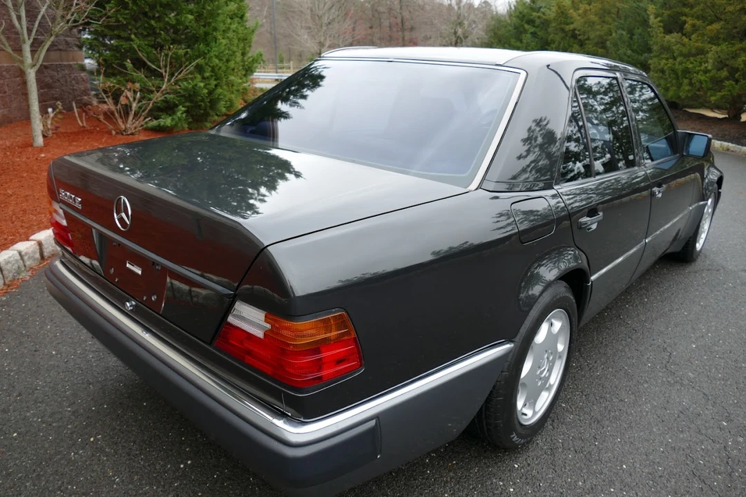 1992 Mercedes-Benz 500E & E500 - Image 14 of 31