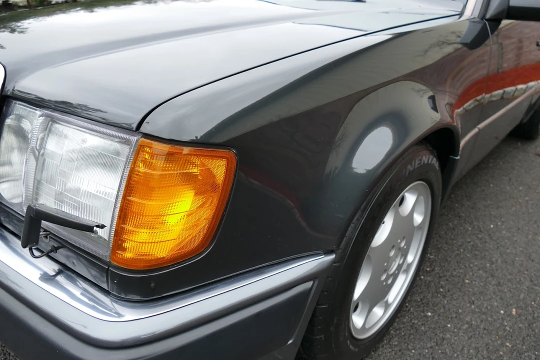 1992 Mercedes-Benz 500E & E500 - Image 29 of 31