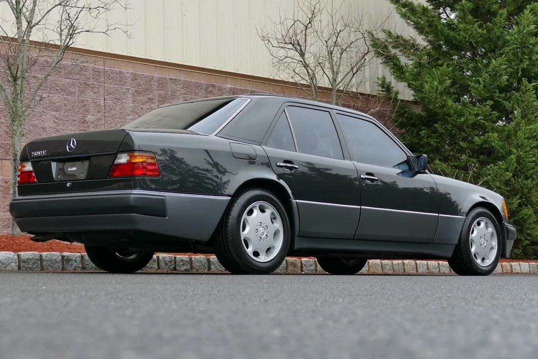 1992 Mercedes-Benz 500E & E500 - Image 18 of 31