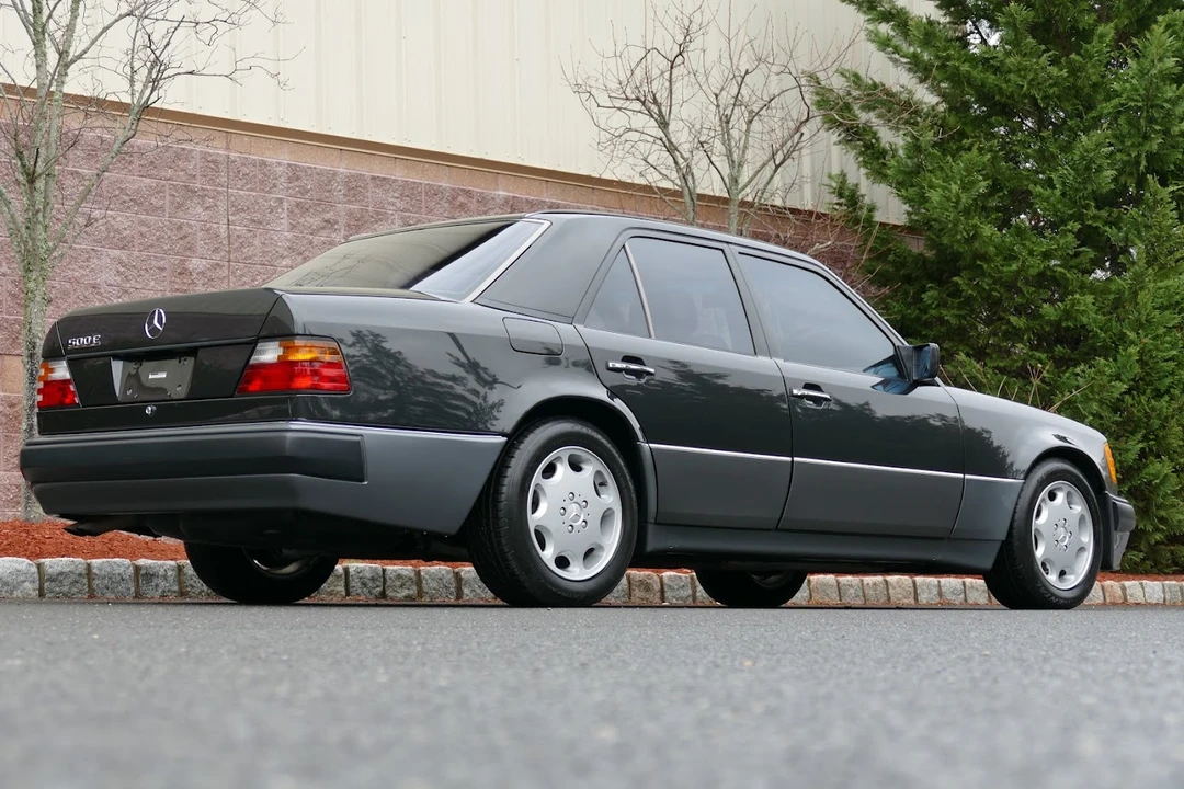 1992 Mercedes-Benz 500E & E500 - Image 17 of 31