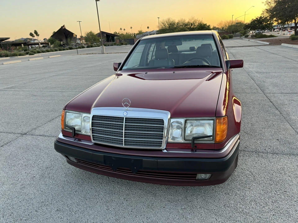 1992 Mercedes-Benz 500E & E500 - Image 19 of 31