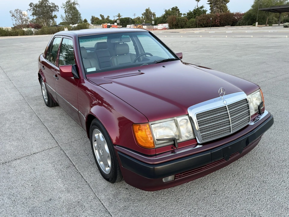 1992 Mercedes-Benz 500E & E500 - Image 30 of 31