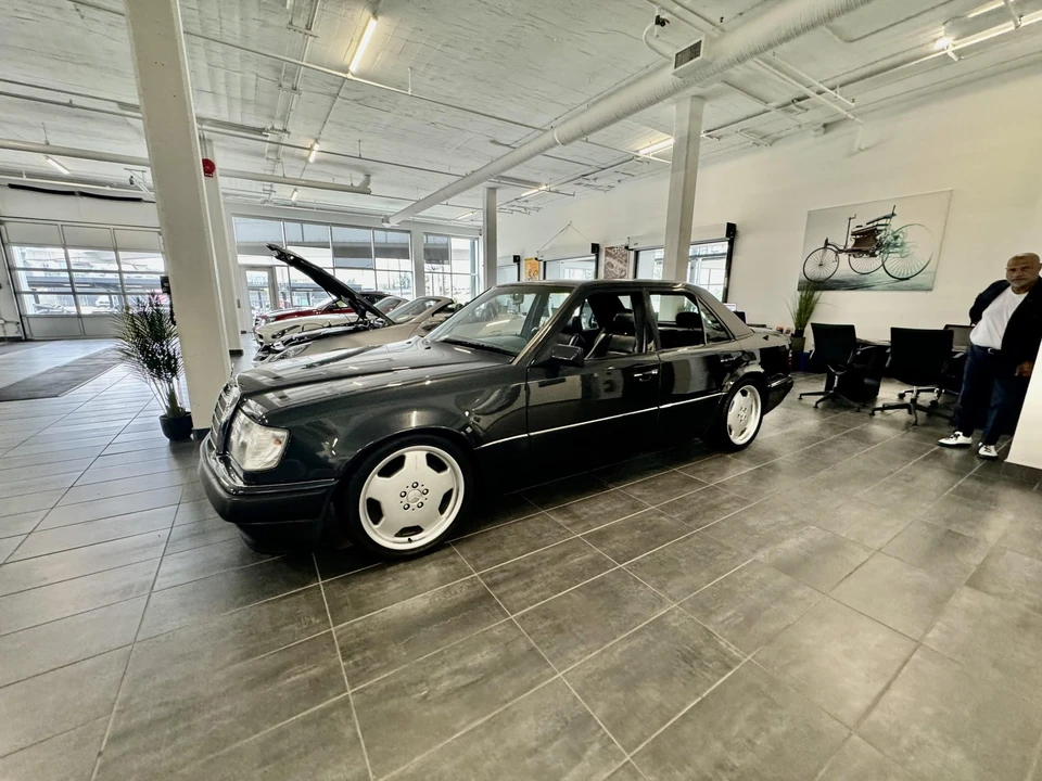 1992 Mercedes-Benz 500E & E500 - Image 26 of 31