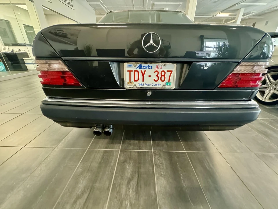 1992 Mercedes-Benz 500E & E500 - Image 18 of 31