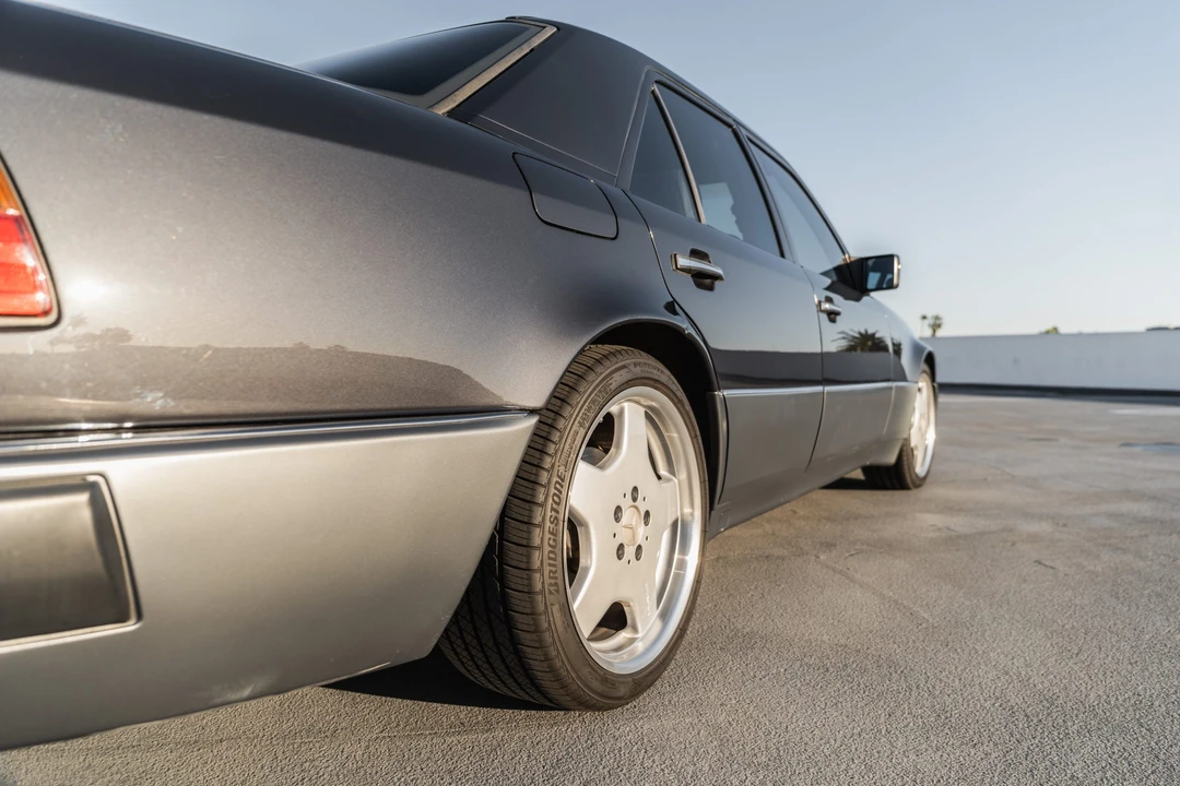 1992 Mercedes-Benz 500E & E500 - Image 30 of 31