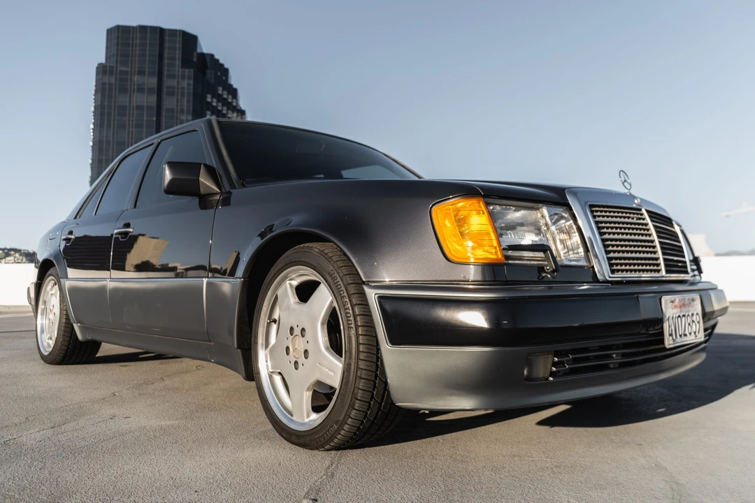 1992 Mercedes-Benz 500E & E500 - Image 17 of 31