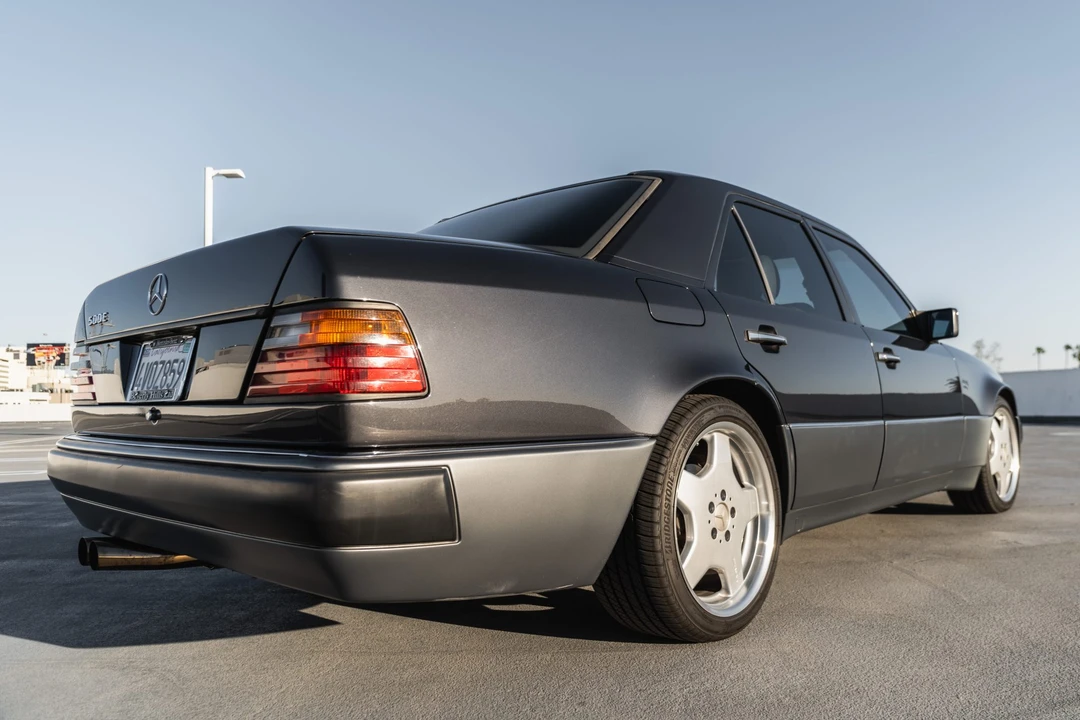 1992 Mercedes-Benz 500E & E500 - Image 11 of 31