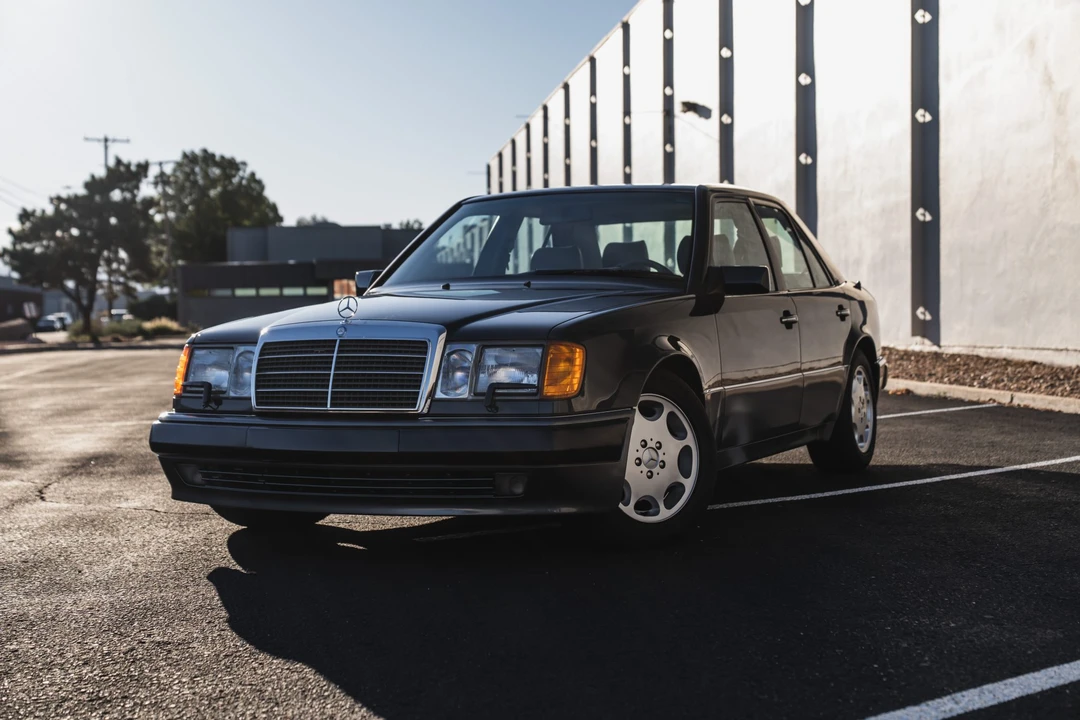 1992 Mercedes-Benz 500E & E500 - Image 2 of 31