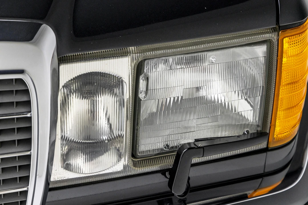 1992 Mercedes-Benz 500E & E500 - Image 16 of 31