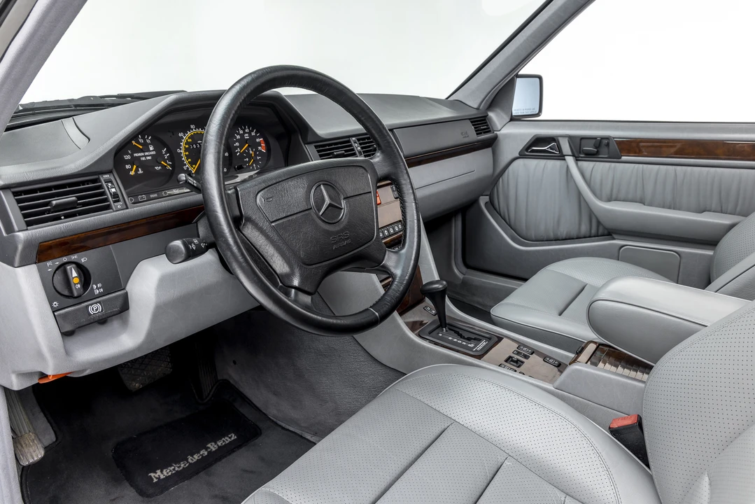 1992 Mercedes-Benz 500E & E500 - Image 30 of 31