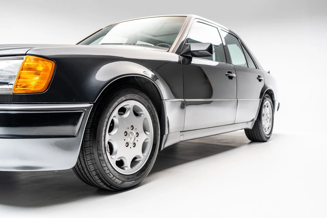 1992 Mercedes-Benz 500E & E500 - Image 18 of 31