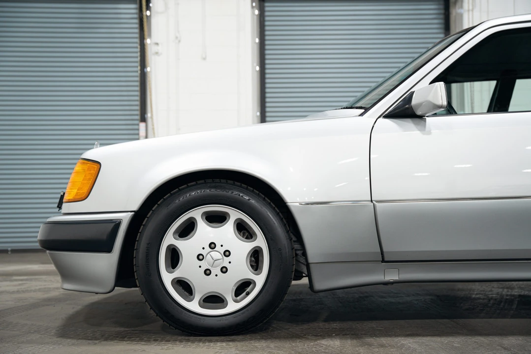 1992 Mercedes-Benz 500E & E500 - Image 10 of 31