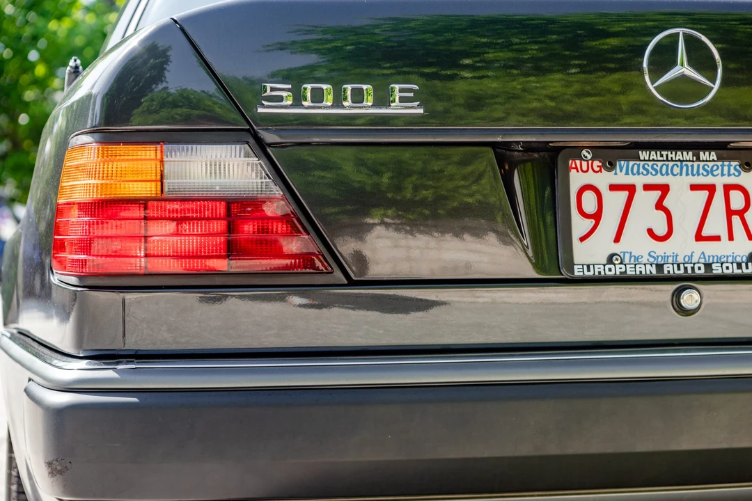1992 Mercedes-Benz 500E & E500 - Image 15 of 31