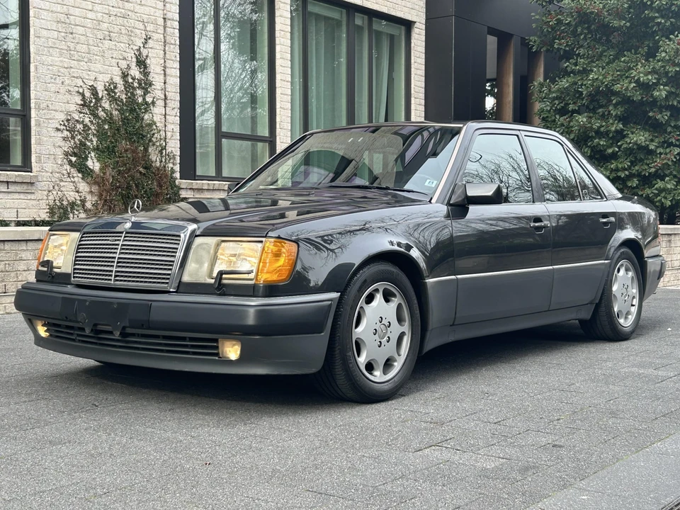 1992 Mercedes-Benz 500E & E500 - Image 2 of 31