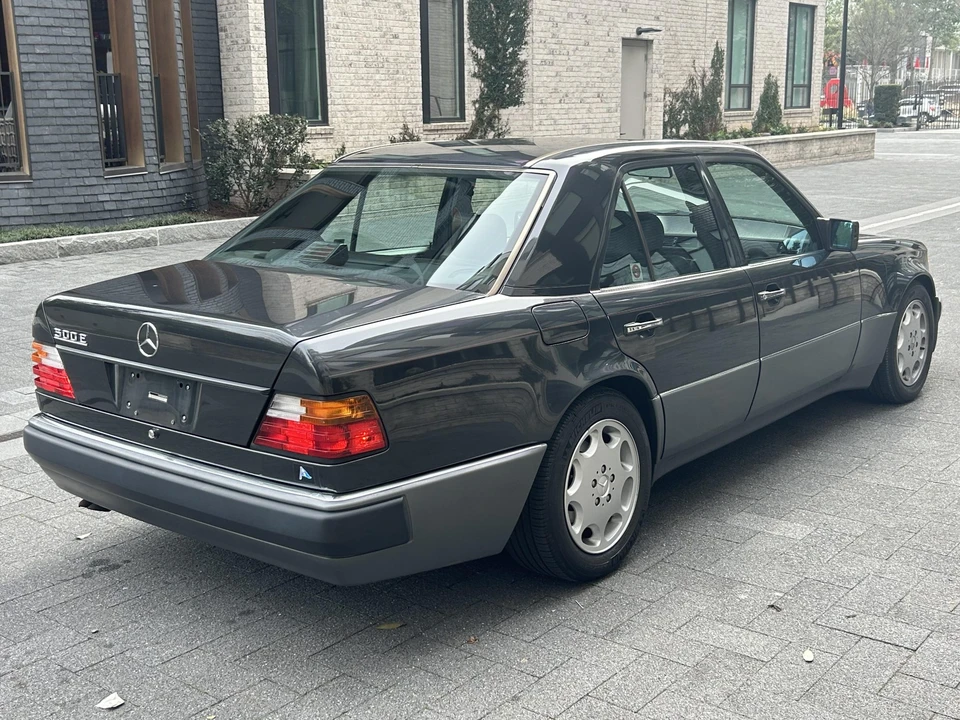 1992 Mercedes-Benz 500E & E500 - Image 11 of 31