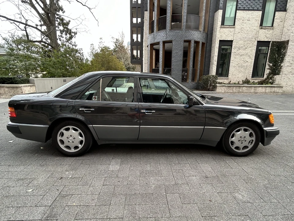 1992 Mercedes-Benz 500E & E500 - Image 8 of 31