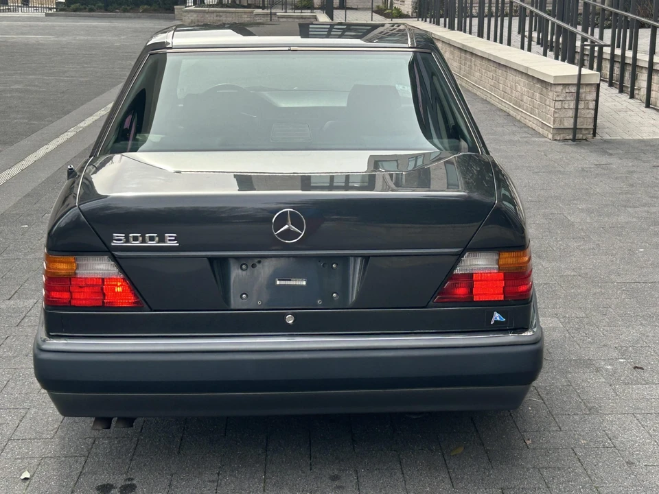 1992 Mercedes-Benz 500E & E500 - Image 12 of 31