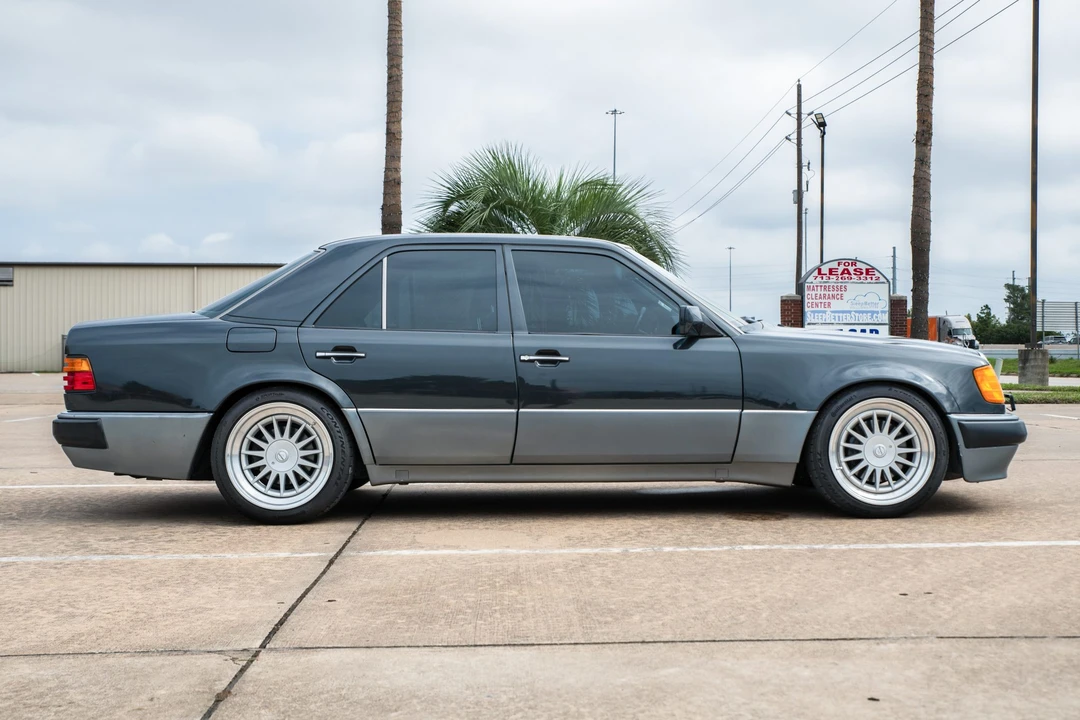 1992 Mercedes-Benz 500E & E500 - Image 8 of 31