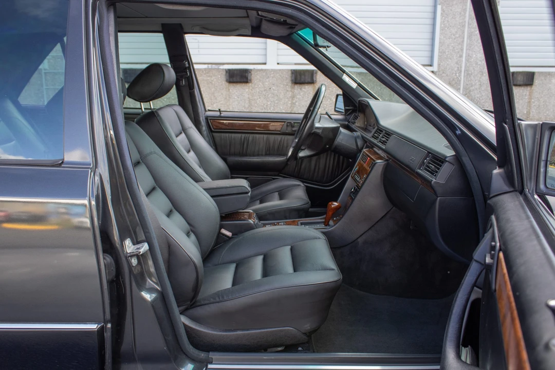 1992 Mercedes-Benz 500E & E500 - Image 26 of 31