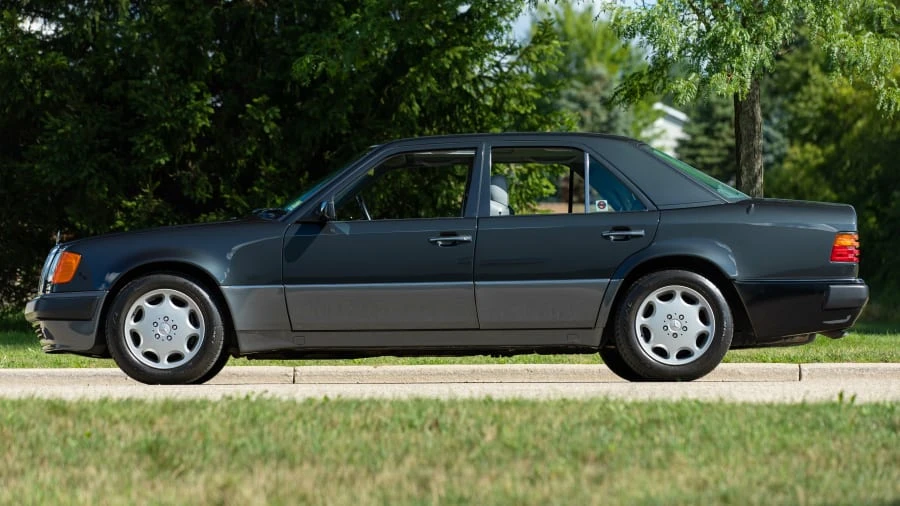 1992 Mercedes-Benz 500E & E500 - Image 2 of 26