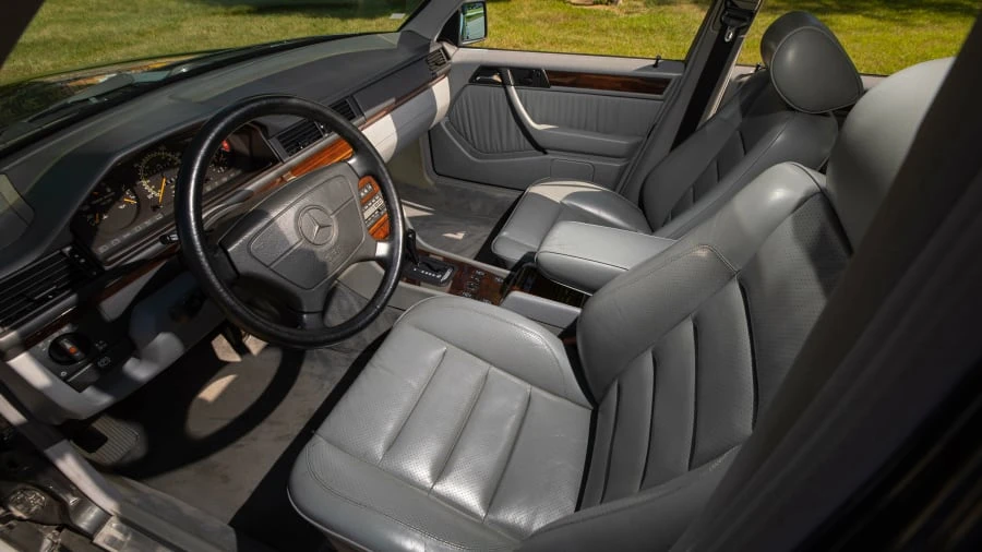 1992 Mercedes-Benz 500E & E500 - Image 4 of 26