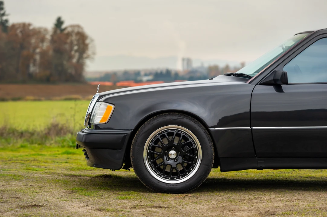 1992 Mercedes-Benz 500E & E500 - Image 19 of 31