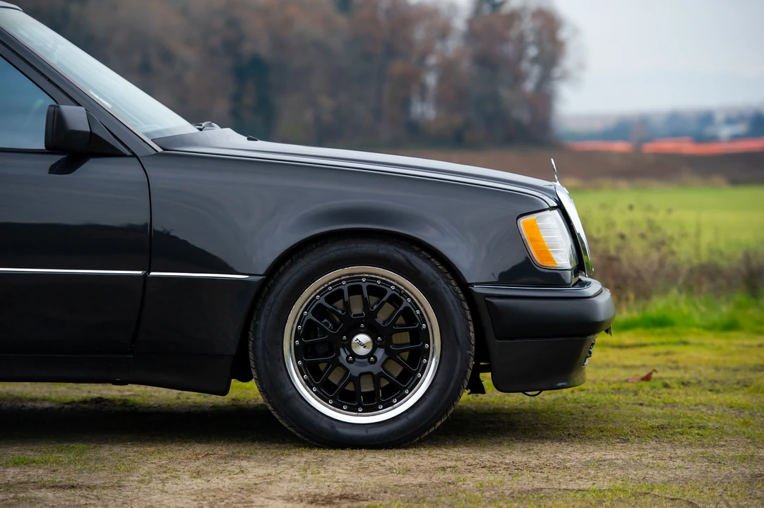 1992 Mercedes-Benz 500E & E500 - Image 21 of 31