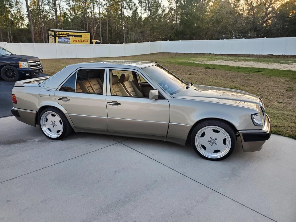 1992 Mercedes-Benz 500E & E500 - Image 13 of 31