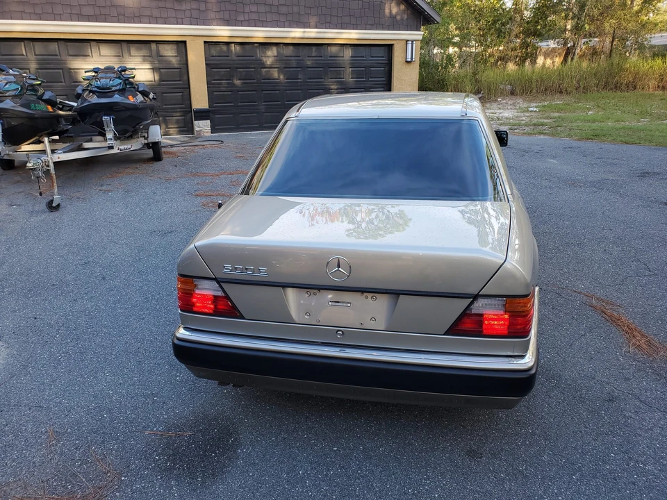 1992 Mercedes-Benz 500E & E500 - Image 6 of 31