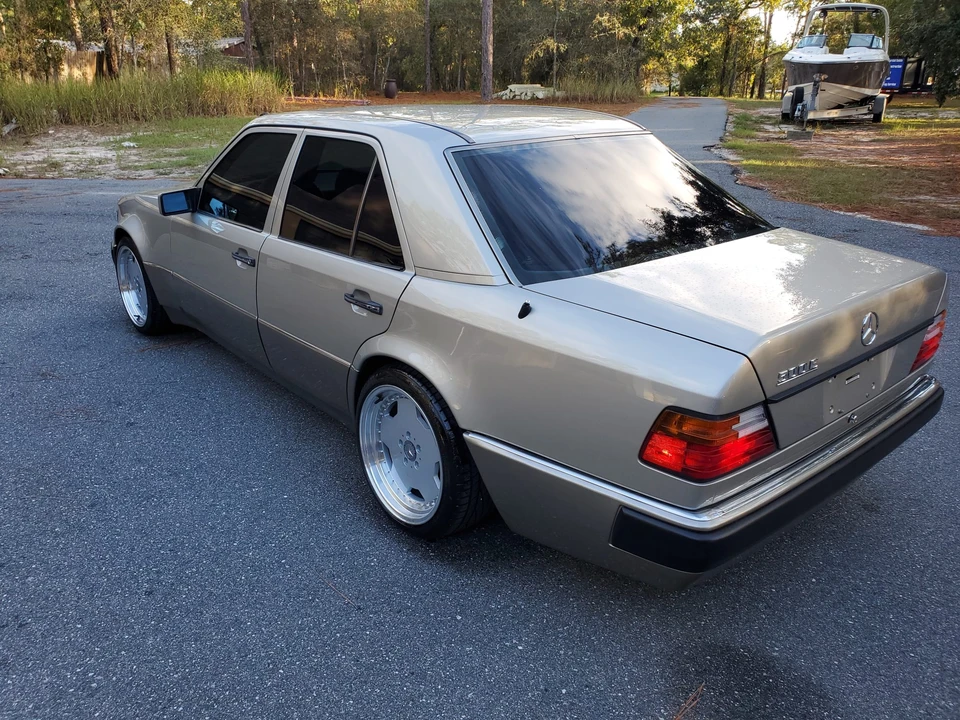 1992 Mercedes-Benz 500E & E500 - Image 5 of 31
