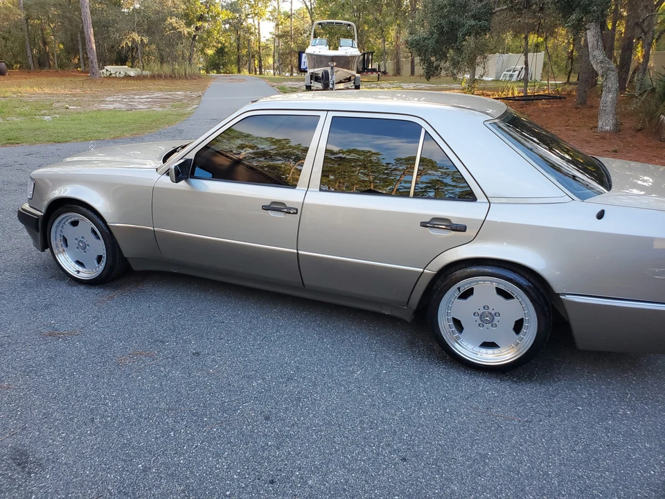 1992 Mercedes-Benz 500E & E500 - Image 7 of 31