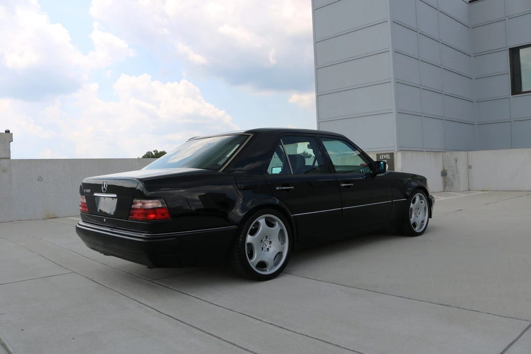 1992 Mercedes-Benz 500E & E500 - Image 12 of 31