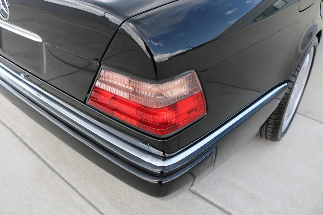 1992 Mercedes-Benz 500E & E500 - Image 29 of 31